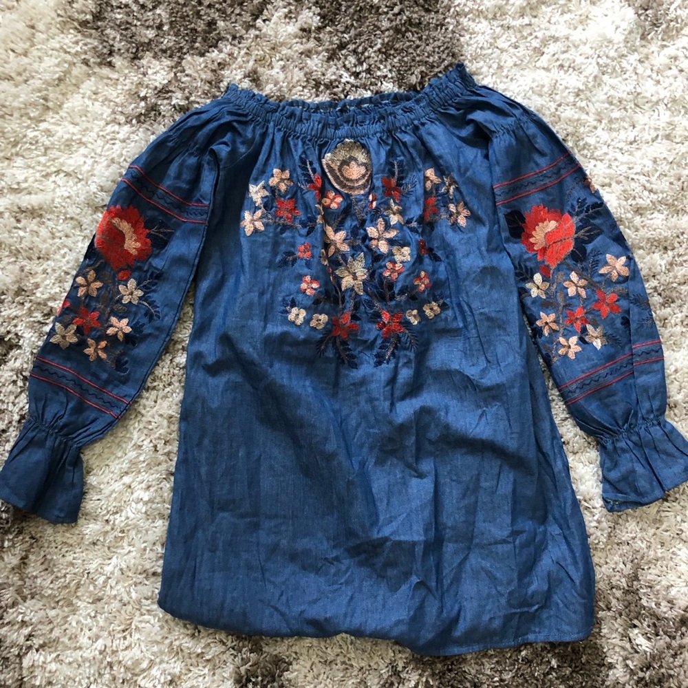 PERSUN Off Should Embroidered Floral Denim Top